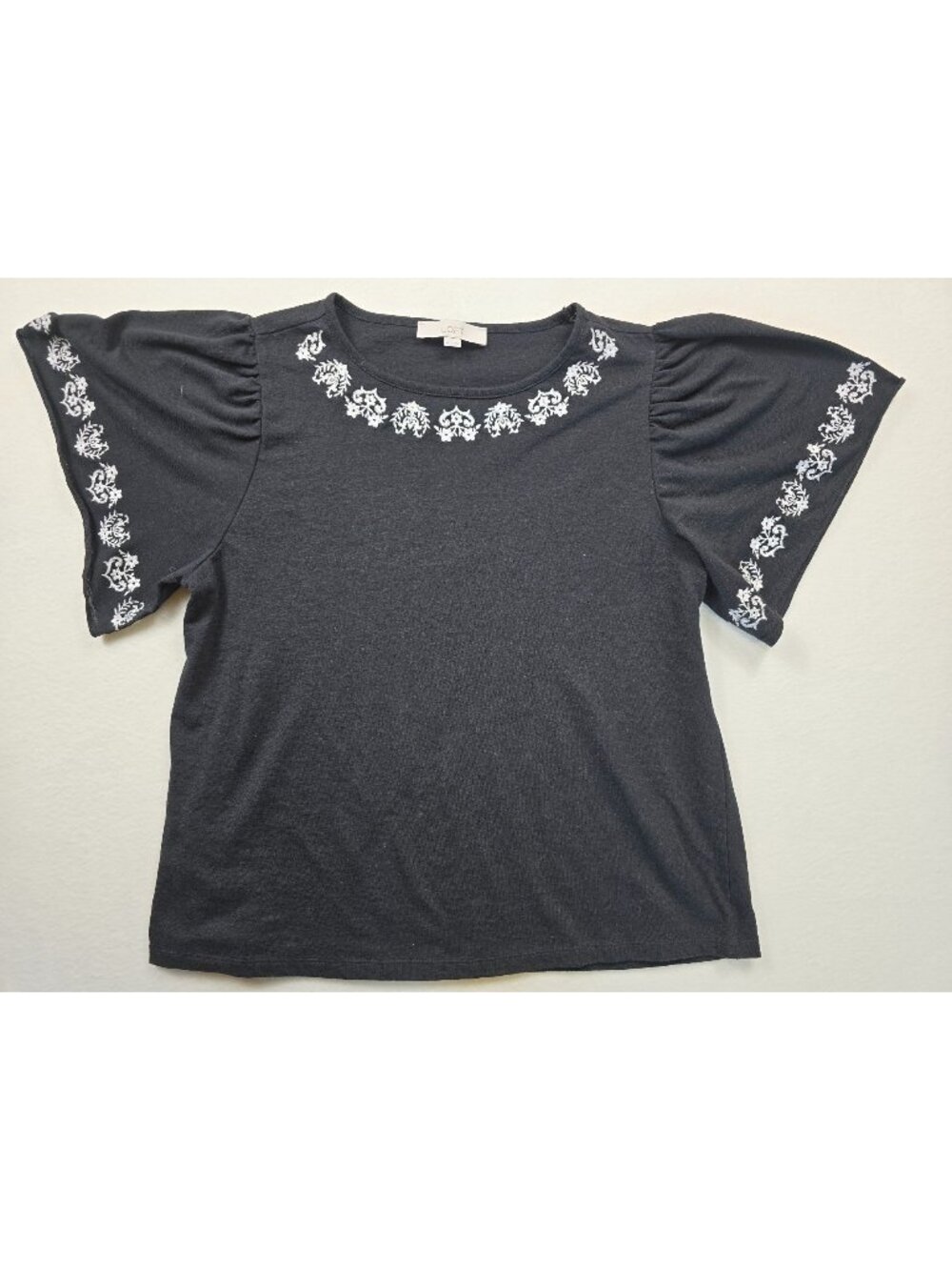 Loft XL Black Floral Embroidered Puff Sleeve Top Boho